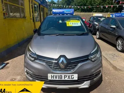 Used Renault Captur Dynamique 90 HP (66 kW) 2018 Grey/black SUV