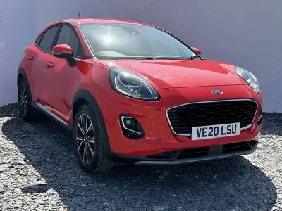 Używany Ford Puma Titanium 155 KM (114 kW) 2020 Czerwony SUV