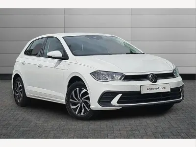 Used VW Polo Life 80 HP (58 kW) 2024 White Hatchback