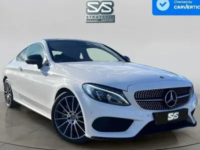 Begagnad Mercedes C250 AMG Line Premium Plus 204 HK (150 kW) 2018 Vit Sportkupé