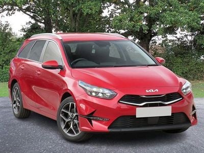 Used Kia Ceed 2022 Red Hatchback