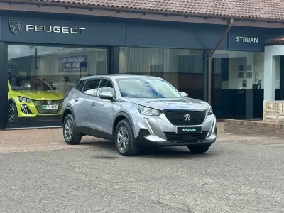 Usado Peugeot 2008 Active 2020 Cinzento SUV
