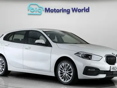 Usado BMW 116 116 CV (85 kW) 2024 Blanco Utilitario