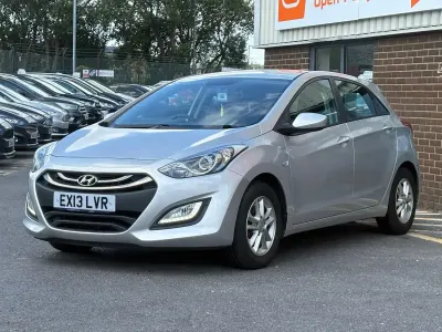 Used Hyundai i30 Active 100 HP (73 kW) 2013 Silver Hatchback