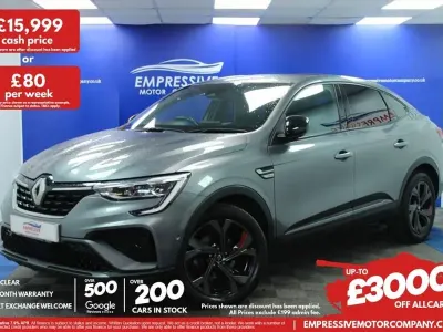 Usado Renault Arkana R.S. 145 HP (106 kW) 2022 Cinzento SUV