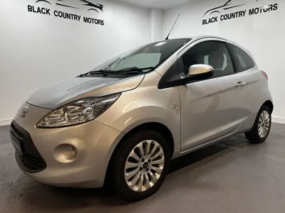 Used Ford Ka Zetec 69 HP (50 kW) 2015 Silver Hatchback