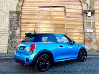 Blue Used 2015 Mini Cooper D Hatch Hatchback | £5,995 (Fair price)