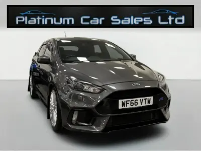 Käytetty Ford Focus RS 350 HP (257 kW) 2016 Harmaa Viistoperä