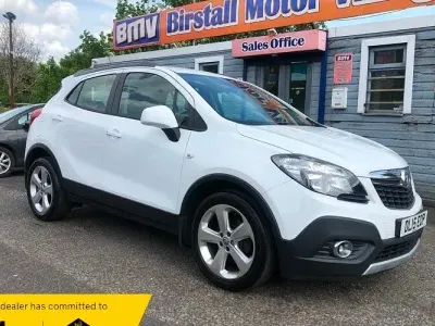 Used Vauxhall Mokka S 116 HP (85 kW) 2015 White SUV