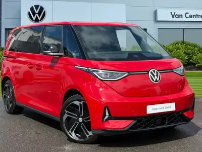 Usado VW ID. Buzz GTX 250 kW (340 HP) 2025 Vermelho Monovolume