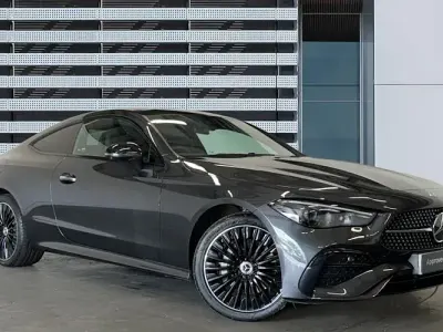 Usado Mercedes E300