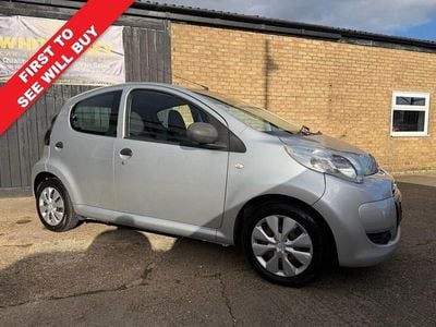 Używany Citroën C1 68 KM (50 kW) 2011 Szary Hatchback