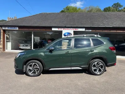 Used Subaru Forester Premium 2024 Green SUV