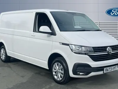 Begagnad VW Transporter Highline 150 HK (110 kW) 2024 Van