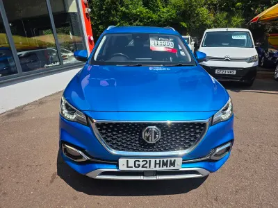 Used MG MG3 106 HP (77 kW) 2021 Blue Hatchback