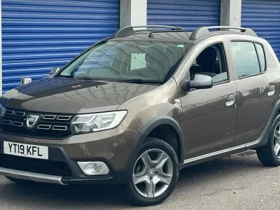 Used Dacia Sandero Essentiel 90 HP (66 kW) 2019 Brown Hatchback