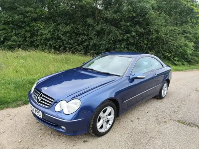Used Mercedes CLK320 Avantgarde 2004 Blue Coupe