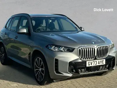Usado BMW X5 M Sport 482 CV (354 kW) 2023 Gris SUV