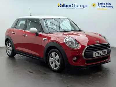Usado Mini Cooper Hatch 136 HP (100 kW) 2016 Vermelho Citadino