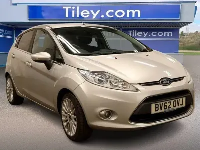 Used Ford Fiesta Titanium 96 HP (70 kW) 2012 Silver Hatchback
