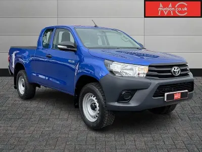Used Toyota HiLux Active 150 HP (110 kW) 2020 Blue Pickup