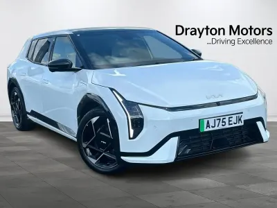 Nouvelle Kia EV4 GT-Line S 150 kW (204 ch) 2026 Blanc Citadine