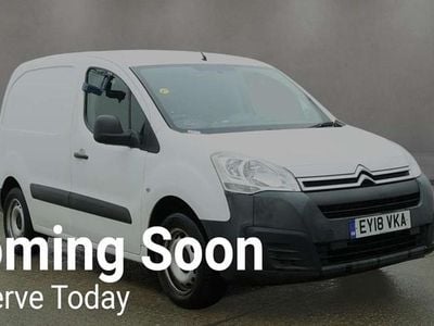 Used Citroën Berlingo 95 HP (69 kW) 2018 White MPV