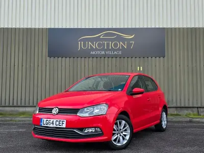 Used VW Polo SE 90 HP (66 kW) 2014 Red Hatchback