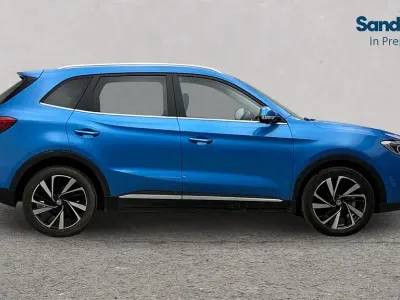 Używany MG ZS Trophy 2024 Niebieski SUV