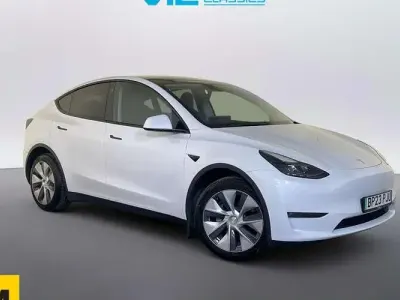 Used Tesla Model Y Long Range AWD 286 kW (389 HP) 2023 White SUV