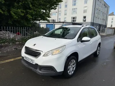 Usado Peugeot 2008 Access 82 HP (60 kW) 2013 Branco SUV