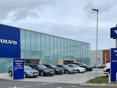 Used Volvo XC90 Ultra 250 HP (183 kW) 2025 Silver SUV