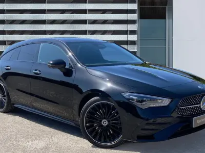 Begagnad Mercedes CLA200 AMG Line Premium Plus 163 HK (119 kW) 2023 Kombi