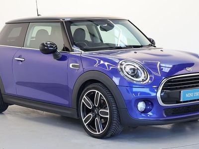Used Mini Cooper D Hatch 114 HP (83 kW) 2018 Blue Hatchback
