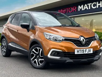 Used Renault Captur Iconic 90 HP (66 kW) 2019 Orange SUV