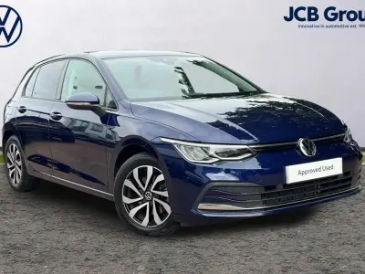 Used VW Golf VIII Active 147 HP (108 kW) 2021 Blue Hatchback
