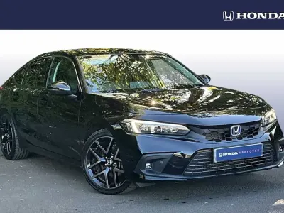 Begagnad Honda Civic Advance 143 HK (105 kW) 2023 Svart
