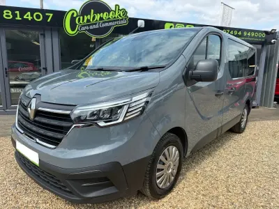 Used Renault Trafic Business 150 HP (110 kW) 2023 Grey MPV