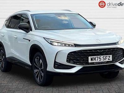 Solid white pearl New 2025 MG HS SE SUV | £20,696 (Good price)