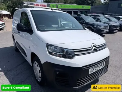 Used Citroën Berlingo 100 HP (73 kW) 2021 White MPV