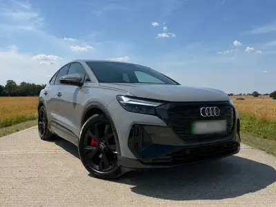 Used Audi Q4 Sportback e-tron Sport 125 kW (170 HP) 2022 Grey SUV