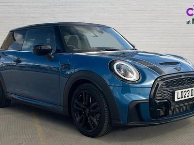 Begagnad Mini Cooper Sport 2023 Blå Halvkombi