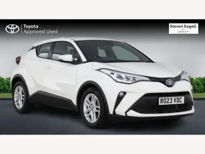 Second-hand Toyota C-HR 2023 Alb SUV