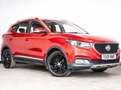 Used MG ZS Excite 106 HP (77 kW) 2019 Red SUV