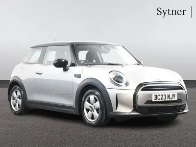 Used Mini Cooper Classic 134 HP (98 kW) 2023 Silver Hatchback