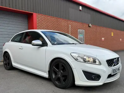 Usado Volvo C30 R-Design 115 HP (84 kW) 2010 Branco Citadino