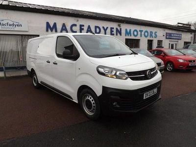 Used Vauxhall Vivaro S 100 HP (73 kW) 2022 White MPV