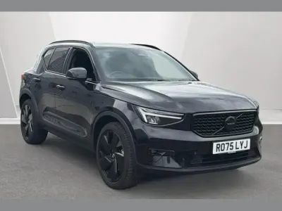 Used Volvo XC40 Plus 194 HP (142 kW) 2025 Black SUV