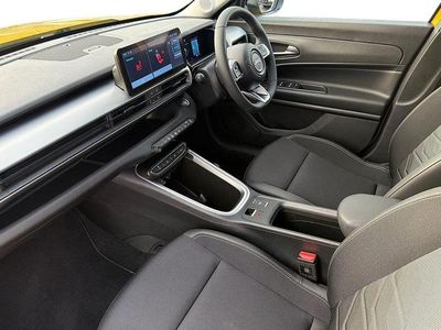 Used Jeep Avenger EV Summit 114 kW (156 HP) 2025 Yellow SUV