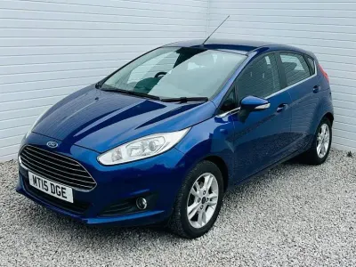 Used Ford Fiesta Zetec 82 HP (60 kW) 2015 Blue Hatchback